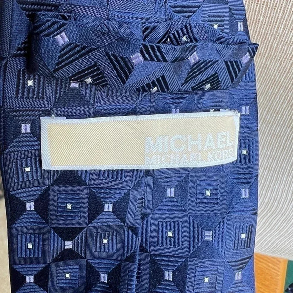 Michael kors necktie - Picture 5 of 5